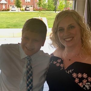 Meet your Posher, Julie